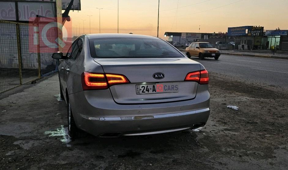 كيا كادينزا